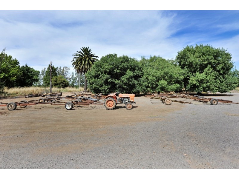 90-92 and 185 Prentice Road, Orrvale VIC 3631