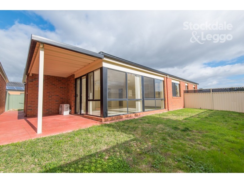 33 Perrivale Drive, Shepparton VIC 3630