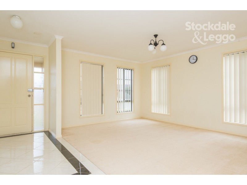 33 Perrivale Drive, Shepparton VIC 3630