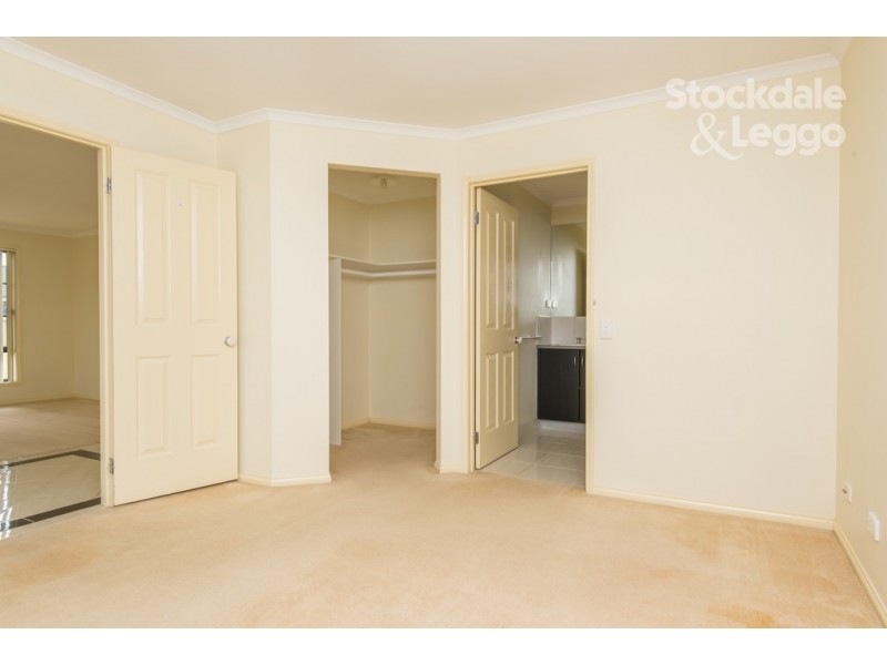 33 Perrivale Drive, Shepparton VIC 3630