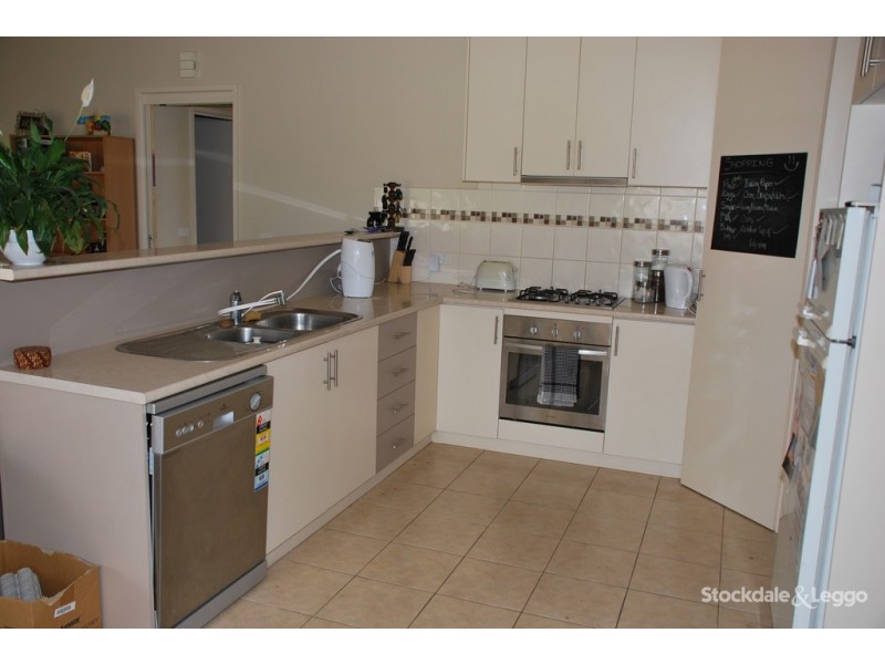 2/22 Menzies Crescent, Shepparton VIC 3630