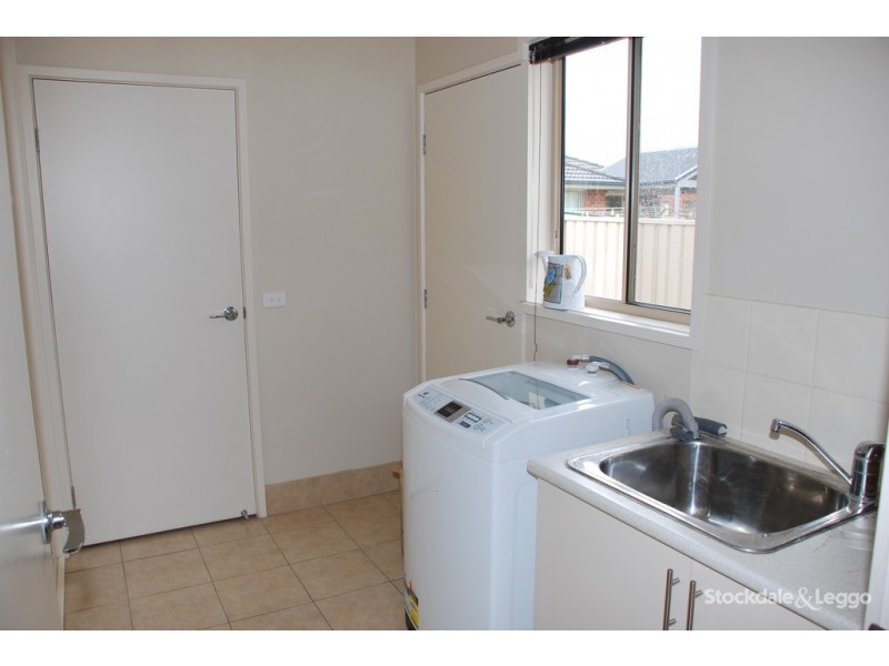 2/22 Menzies Crescent, Shepparton VIC 3630