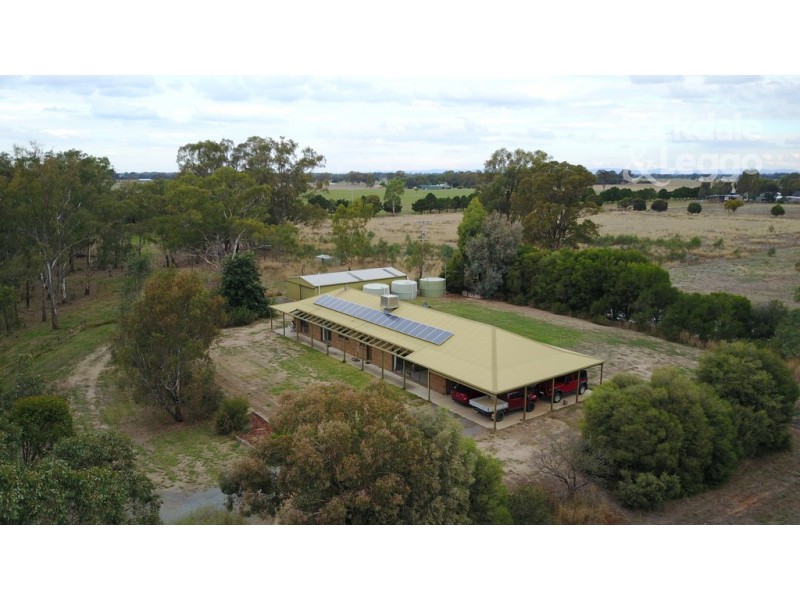 35 Trevaskis Road, Kialla East VIC 3631
