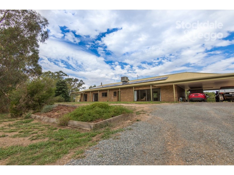 35 Trevaskis Road, Kialla East VIC 3631
