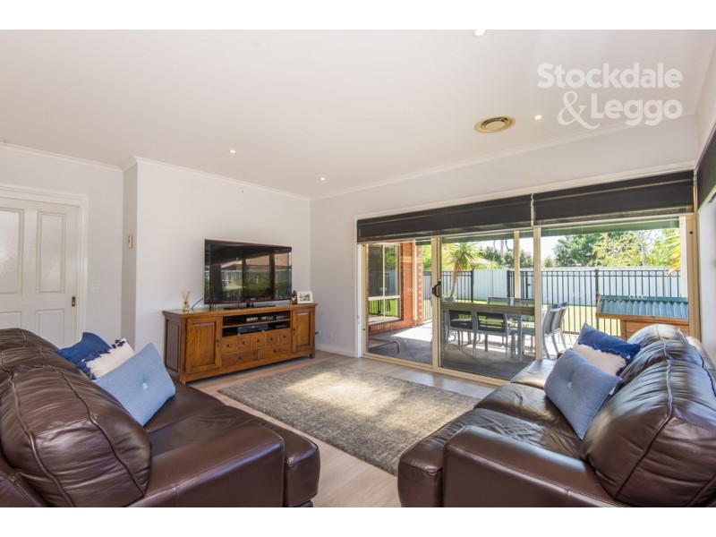 61 Kialla Lakes Drive, Kialla VIC 3631