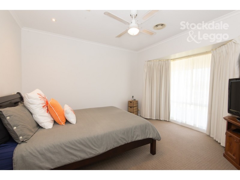 61 Kialla Lakes Drive, Kialla VIC 3631