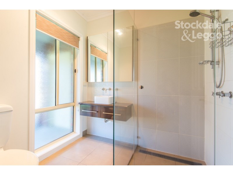 61 Kialla Lakes Drive, Kialla VIC 3631