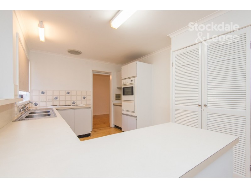 1 Swan Court, Shepparton VIC 3630