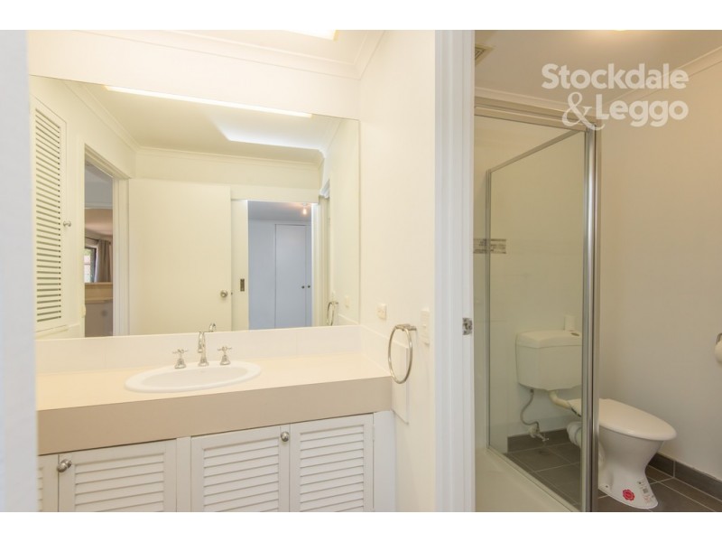 1 Swan Court, Shepparton VIC 3630