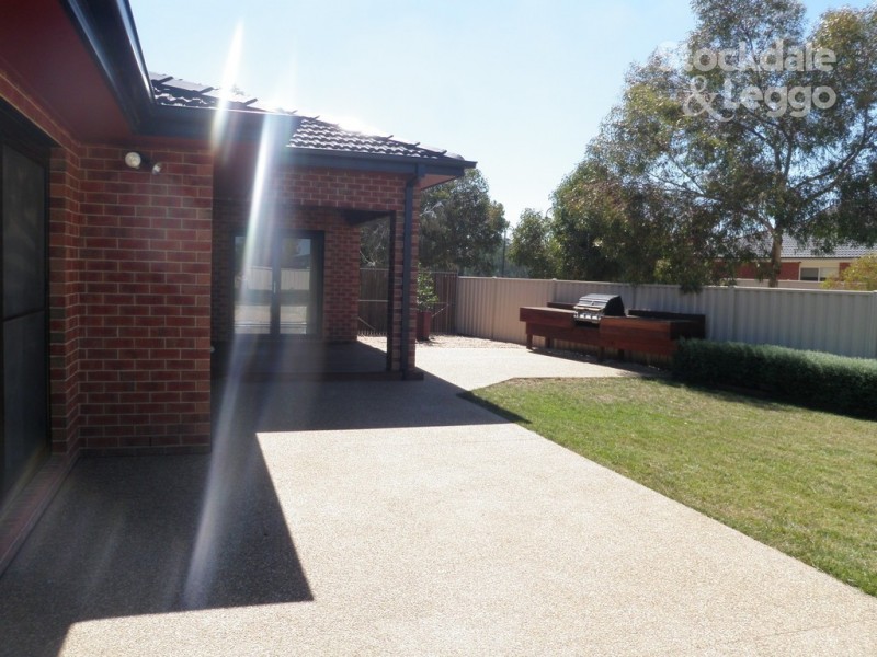 22 Forest Drive, Kialla VIC 3631