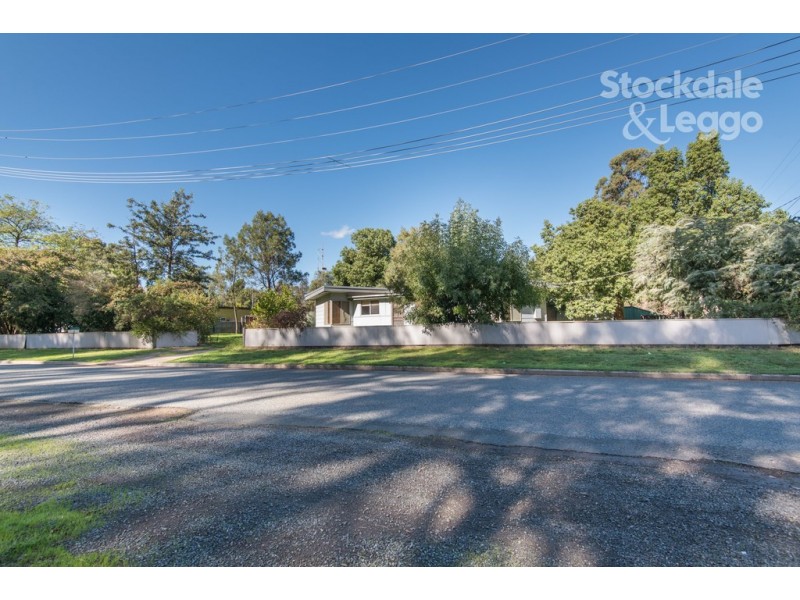 2 River Road, Arcadia VIC 3631