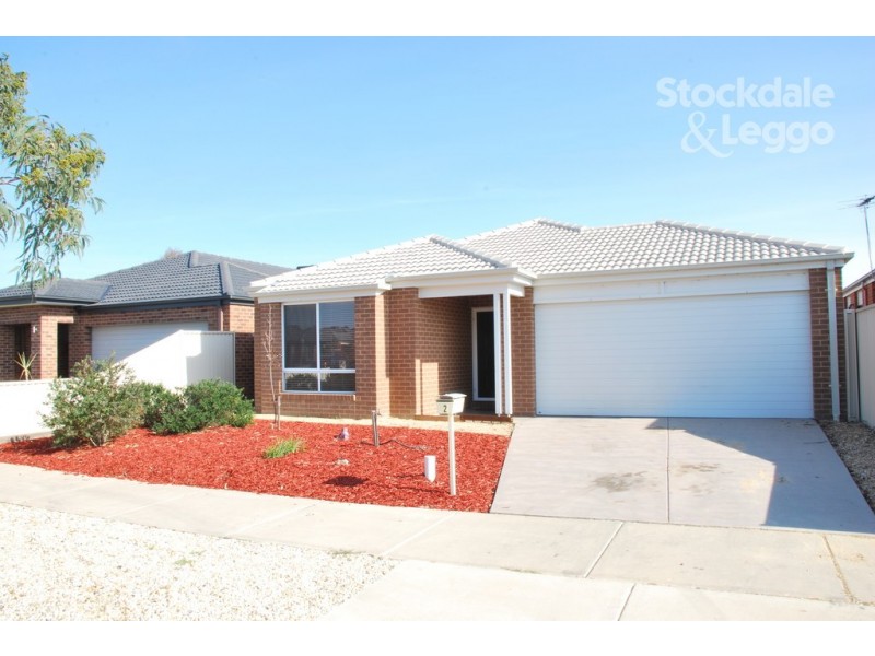 2 Flametree Place, Kialla VIC 3631