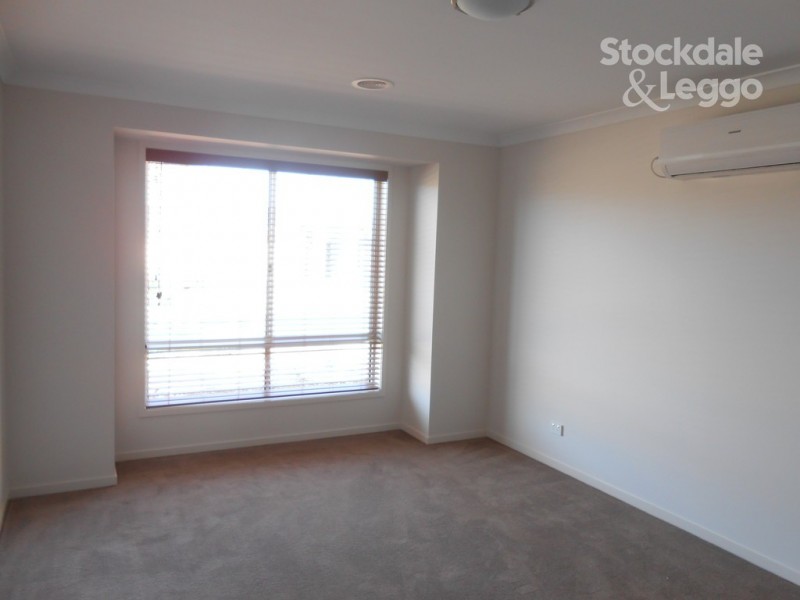 2 Flametree Place, Kialla VIC 3631