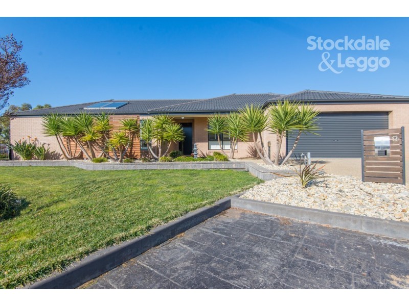 9 Dartmouth Court, Kialla VIC 3631