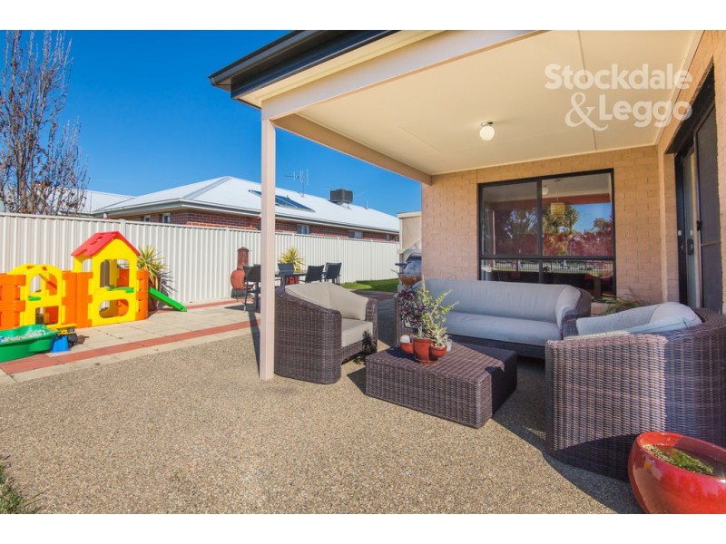 9 Dartmouth Court, Kialla VIC 3631