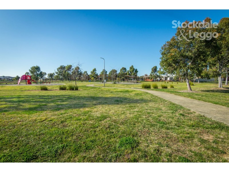 9 Dartmouth Court, Kialla VIC 3631