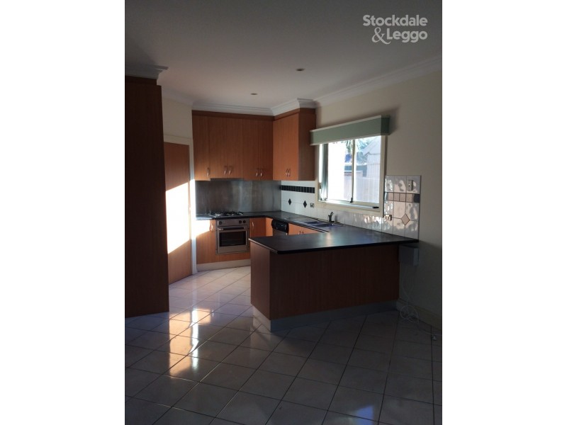 3/4 Maude Street, Shepparton VIC 3630
