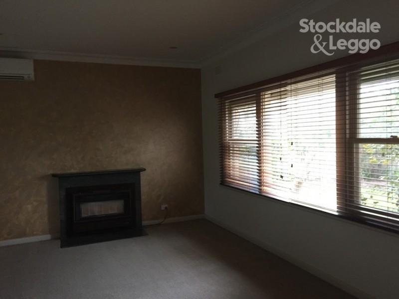 2 Gloucester Crescent, Shepparton VIC 3630