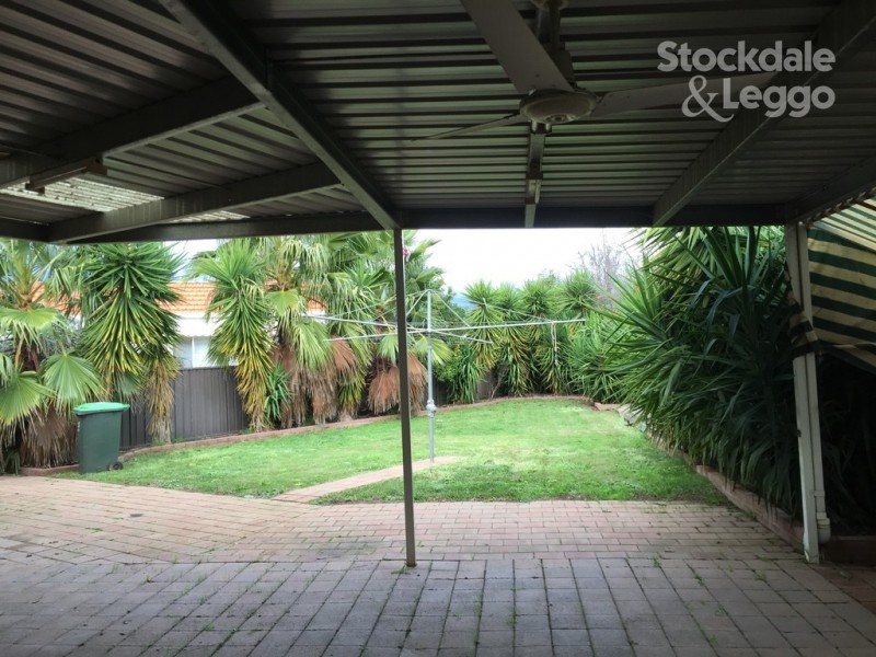 2 Gloucester Crescent, Shepparton VIC 3630