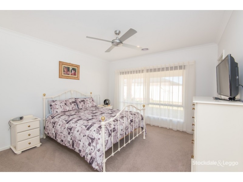 4 Yambuk Place, Kialla VIC 3631