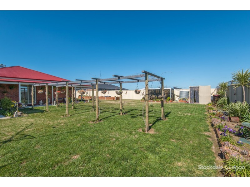4 Yambuk Place, Kialla VIC 3631