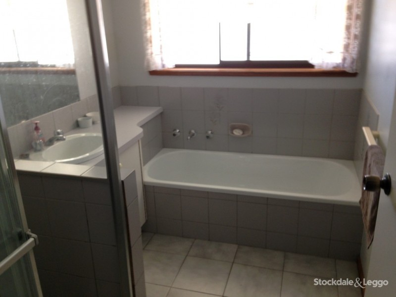 2 Macquarie Court, Shepparton VIC 3630