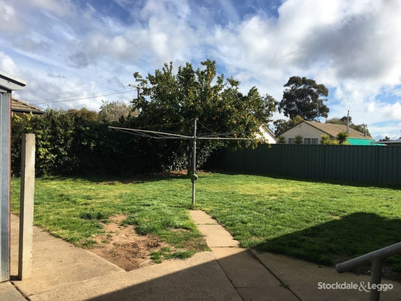 6 Cameron Avenue, Shepparton VIC 3630