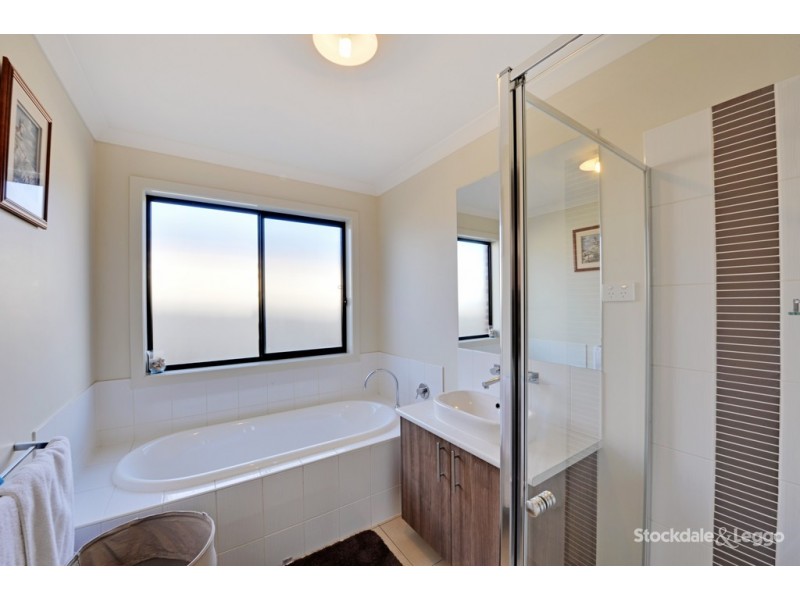 25 Settlers Drive, Kialla VIC 3631