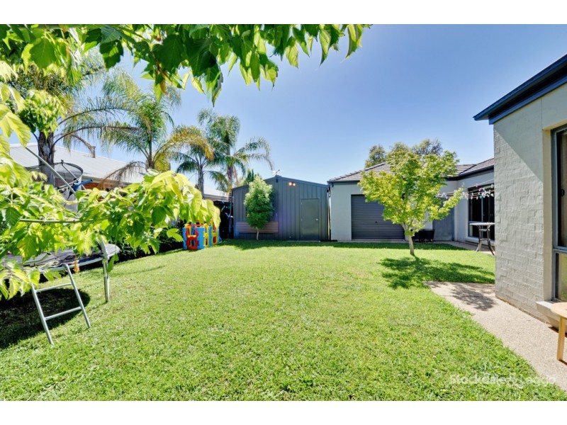 6 Narran Court, Kialla VIC 3631