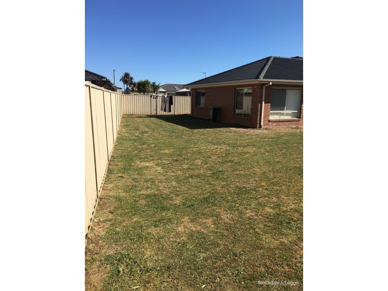 13 Brambuck Avenue, Kialla VIC 3631