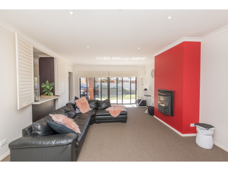 22 Forest Drive, Kialla VIC 3631