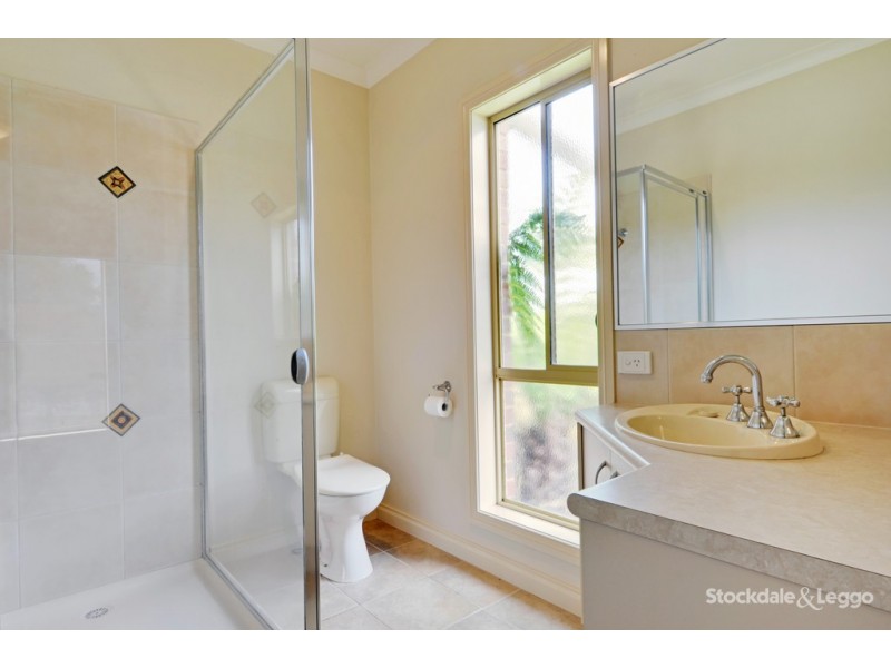 9 Rosella Court, Kialla VIC 3631