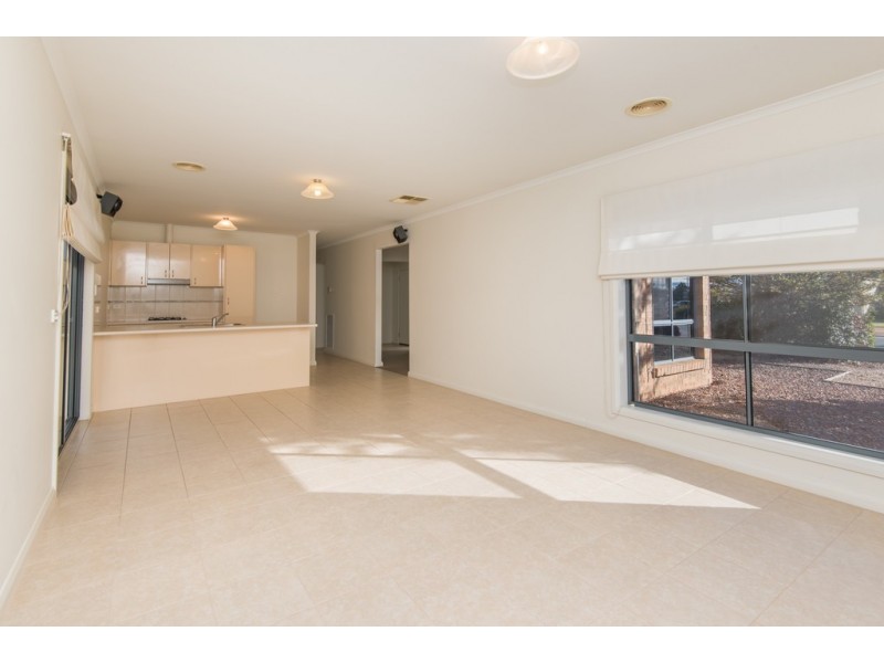 1 Curlew Place, Shepparton VIC 3630