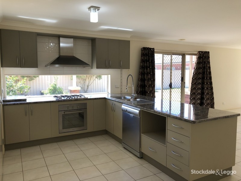 3 Yellowgum Drive, Kialla VIC 3631