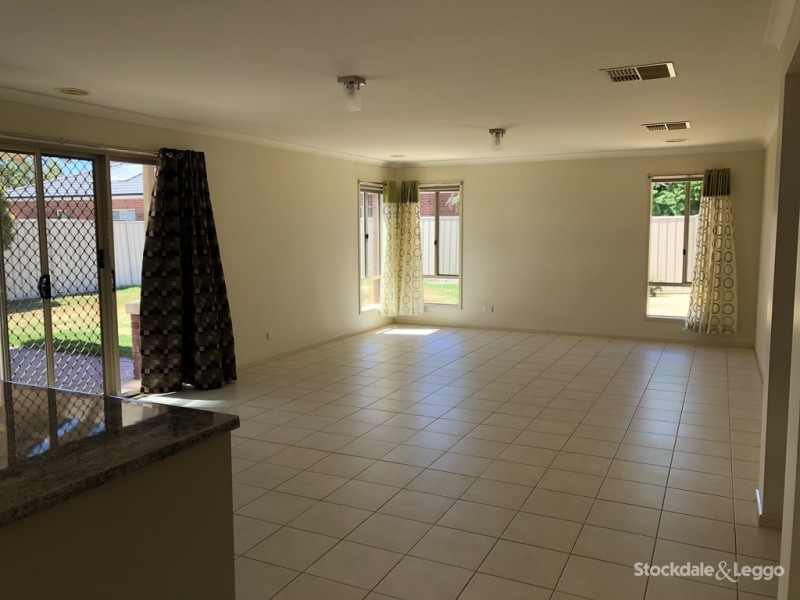 3 Yellowgum Drive, Kialla VIC 3631