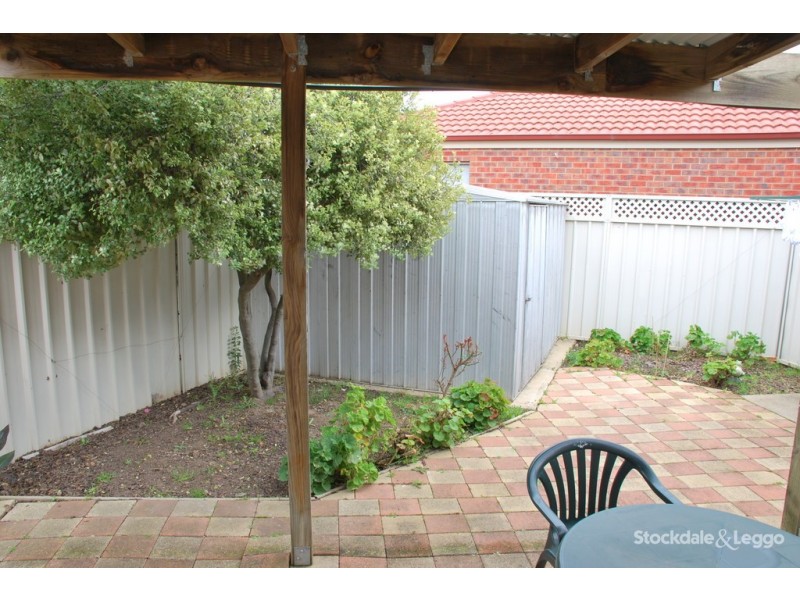 1/6 Madge Court, Mooroopna VIC 3629