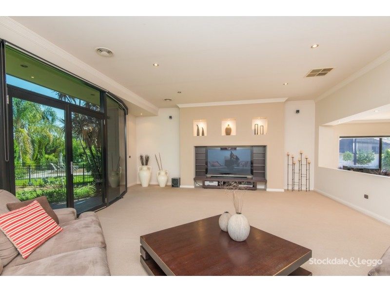 20 Menindee Crescent, Kialla VIC 3631