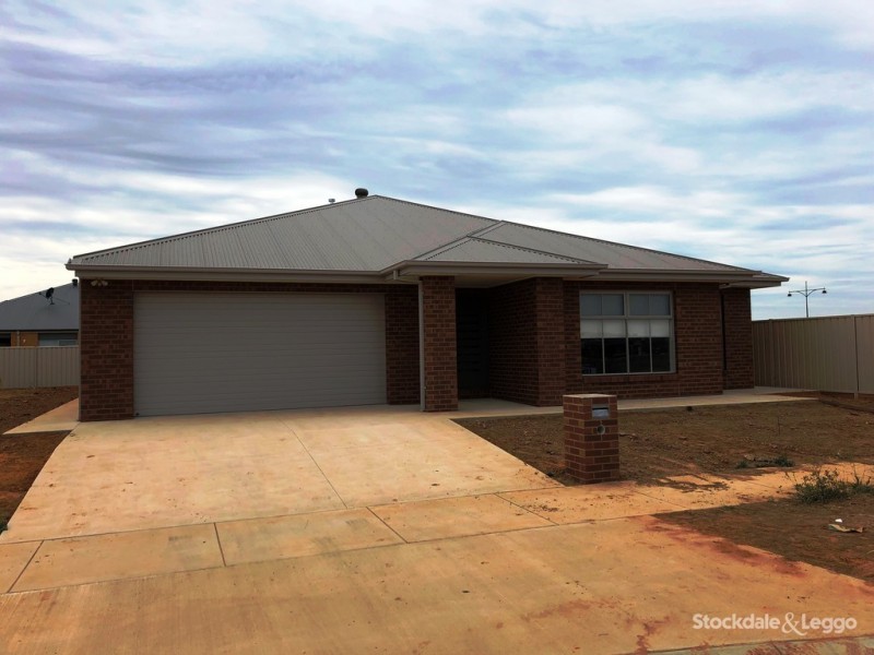 5 Colac Close, Kialla VIC 3631