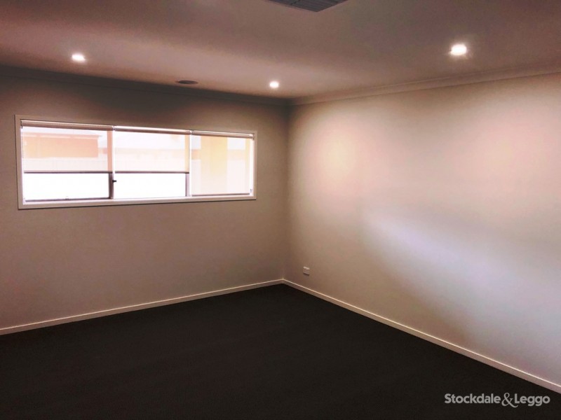 5 Colac Close, Kialla VIC 3631