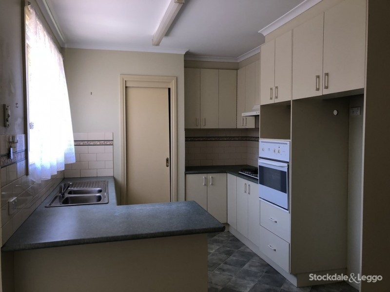 2/27 Barker Avenue, Shepparton VIC 3630