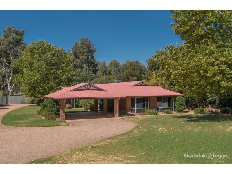 42 Teasdale Crescent, Kialla VIC 3631