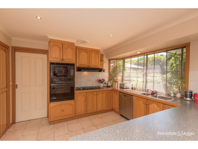 42 Teasdale Crescent, Kialla VIC 3631