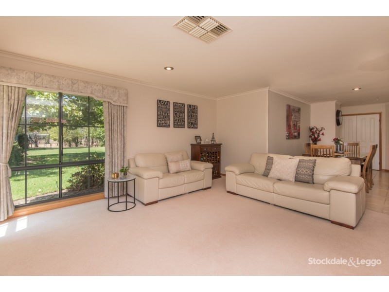 42 Teasdale Crescent, Kialla VIC 3631