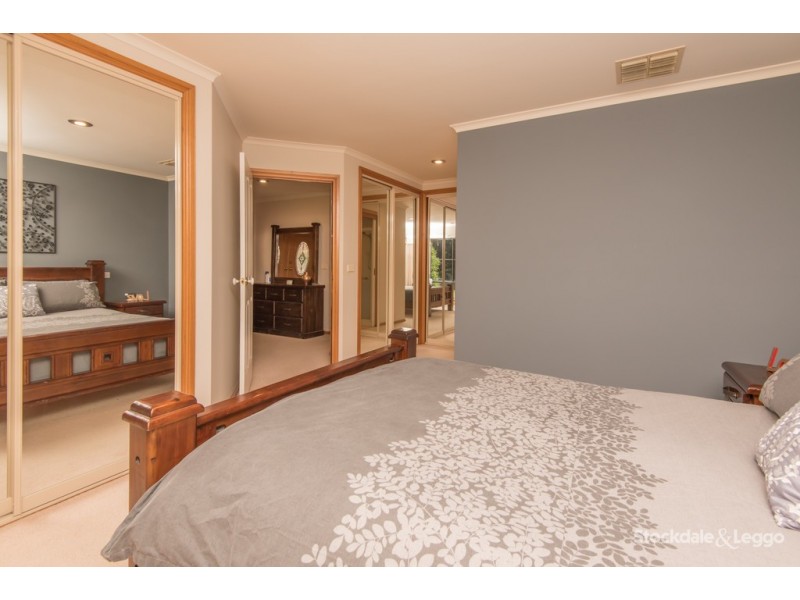 42 Teasdale Crescent, Kialla VIC 3631