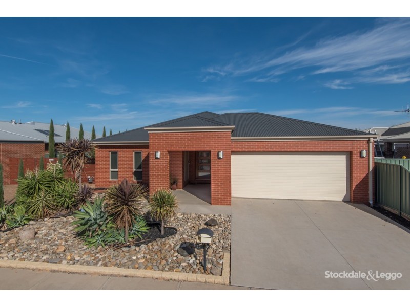 12 Quail Street, Kialla VIC 3631