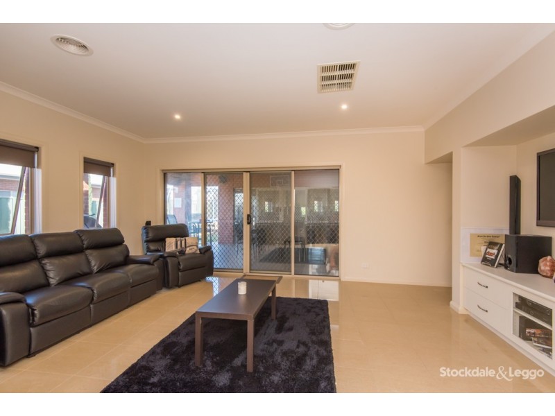 12 Quail Street, Kialla VIC 3631