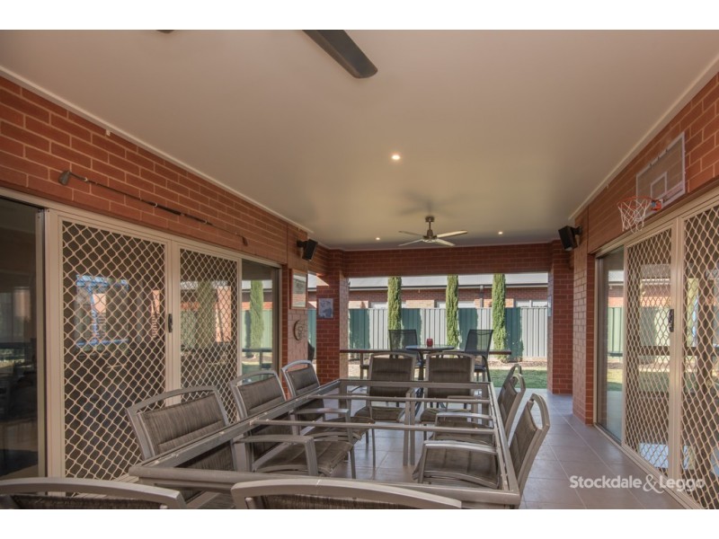 12 Quail Street, Kialla VIC 3631
