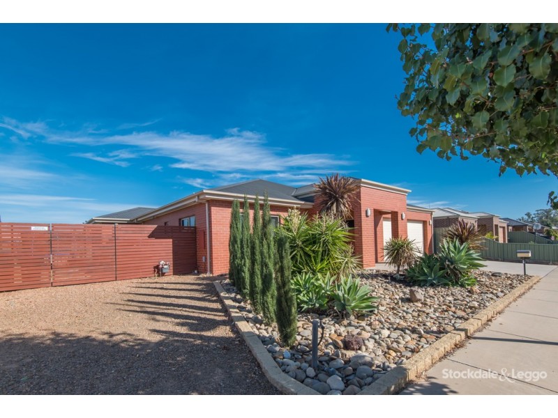 12 Quail Street, Kialla VIC 3631