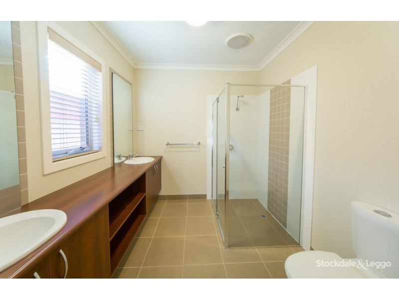 10 Greybox Way, Kialla VIC 3631