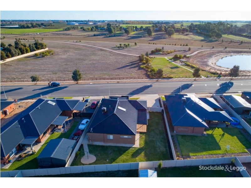 10 Chivalry Drive, Mooroopna VIC 3629